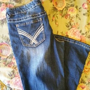 Vanity Boot-legged Jeans